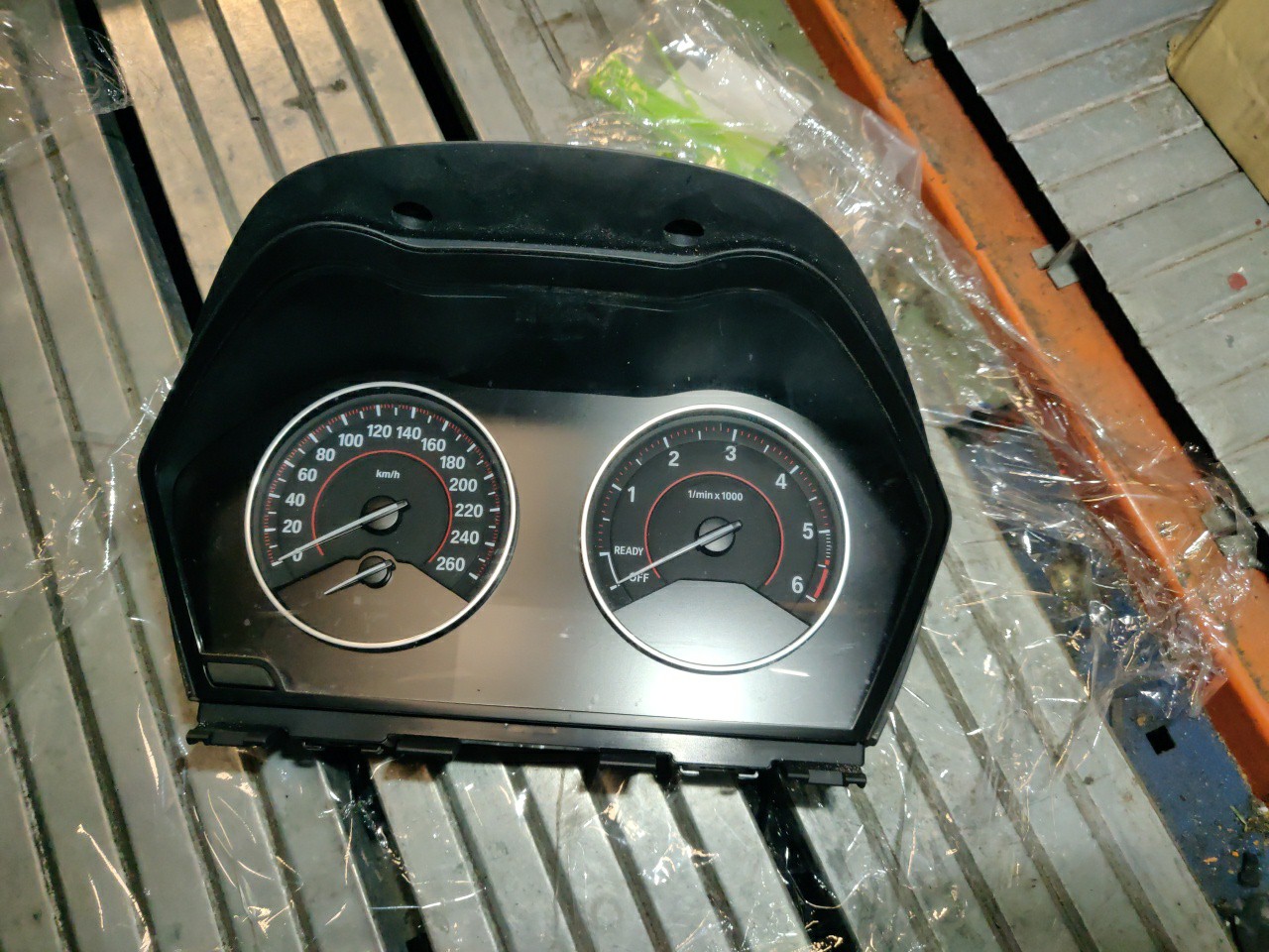 Quadrante / Painel Instrumentos BMW 1 (F21) | 11 - 