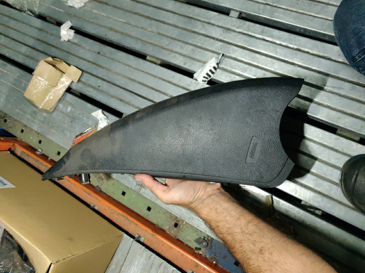 Airbag do Banco Frente Direito BMW 6 Cabriolet (F12) | 10 - 18 Imagem-4 Airbag do Banco Frente Direito BMW 6 Cabriolet (F12) | 10 - 18 Imagem-4