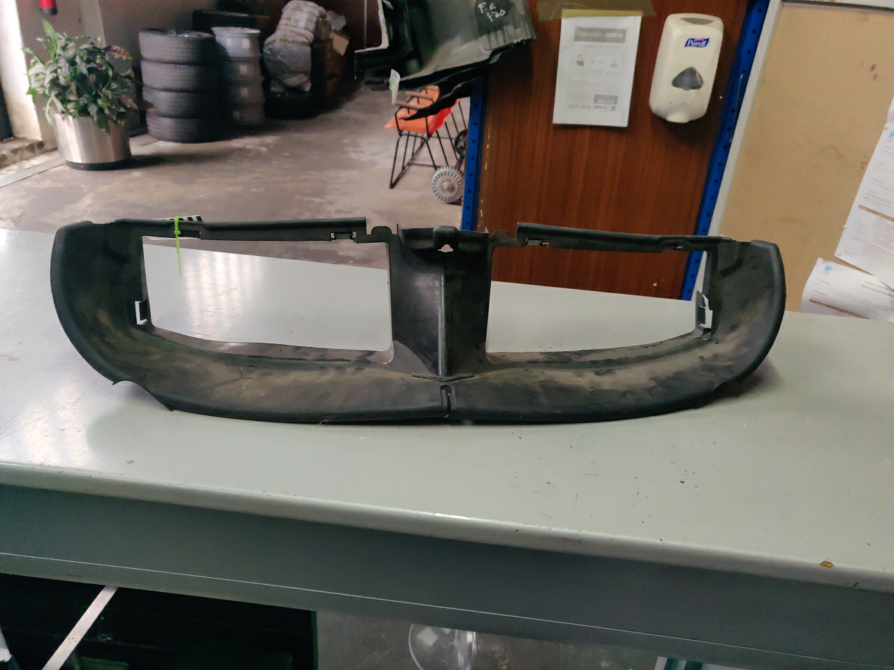 Entrada de Ar / Conduta Superior Central Frontal BMW 3 (E90) | 04 - 12