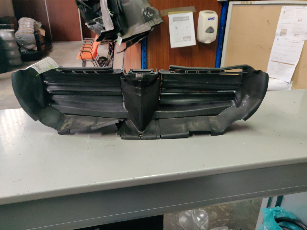 Entrada de Ar / Conduta Superior Central Frontal BMW 3 (E90) | 04 - 12