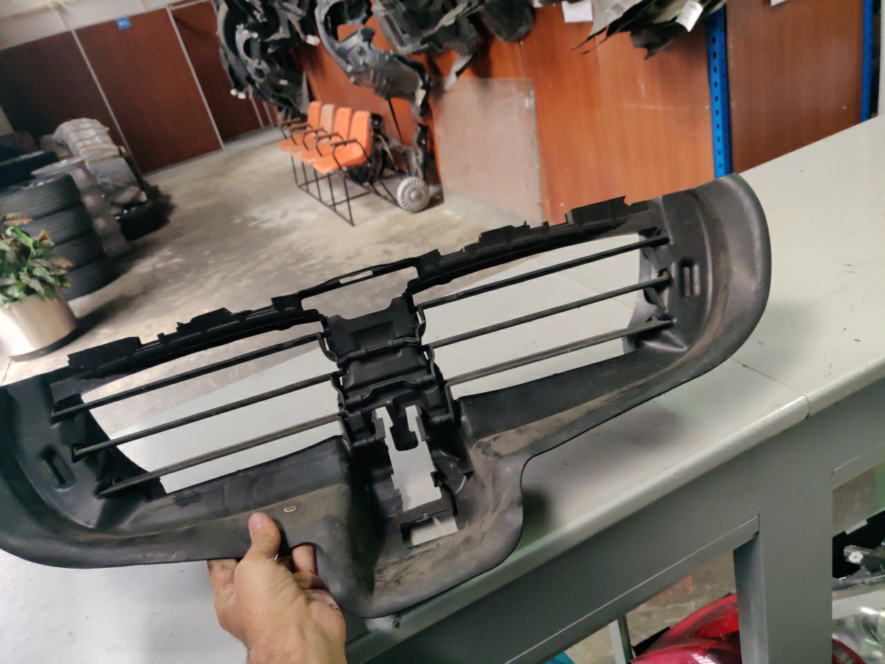 Entrada de Ar / Conduta Superior Central Frontal BMW 1 (E87) | 03 - 13