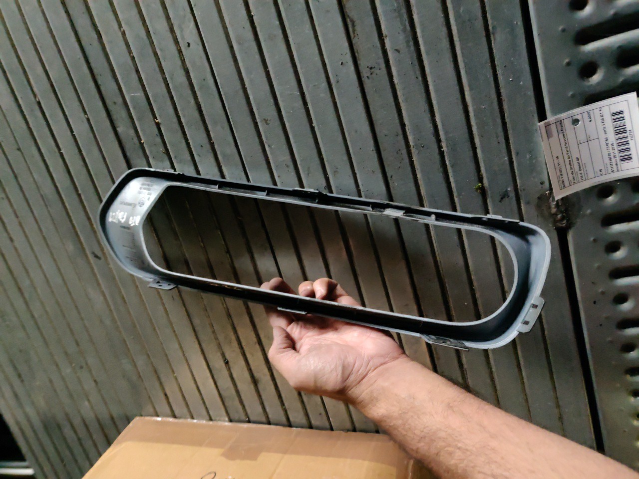 Friso da Grelha do Farol Nevoeiro Frente Direito BMW 1 (F20) | 11 - 19