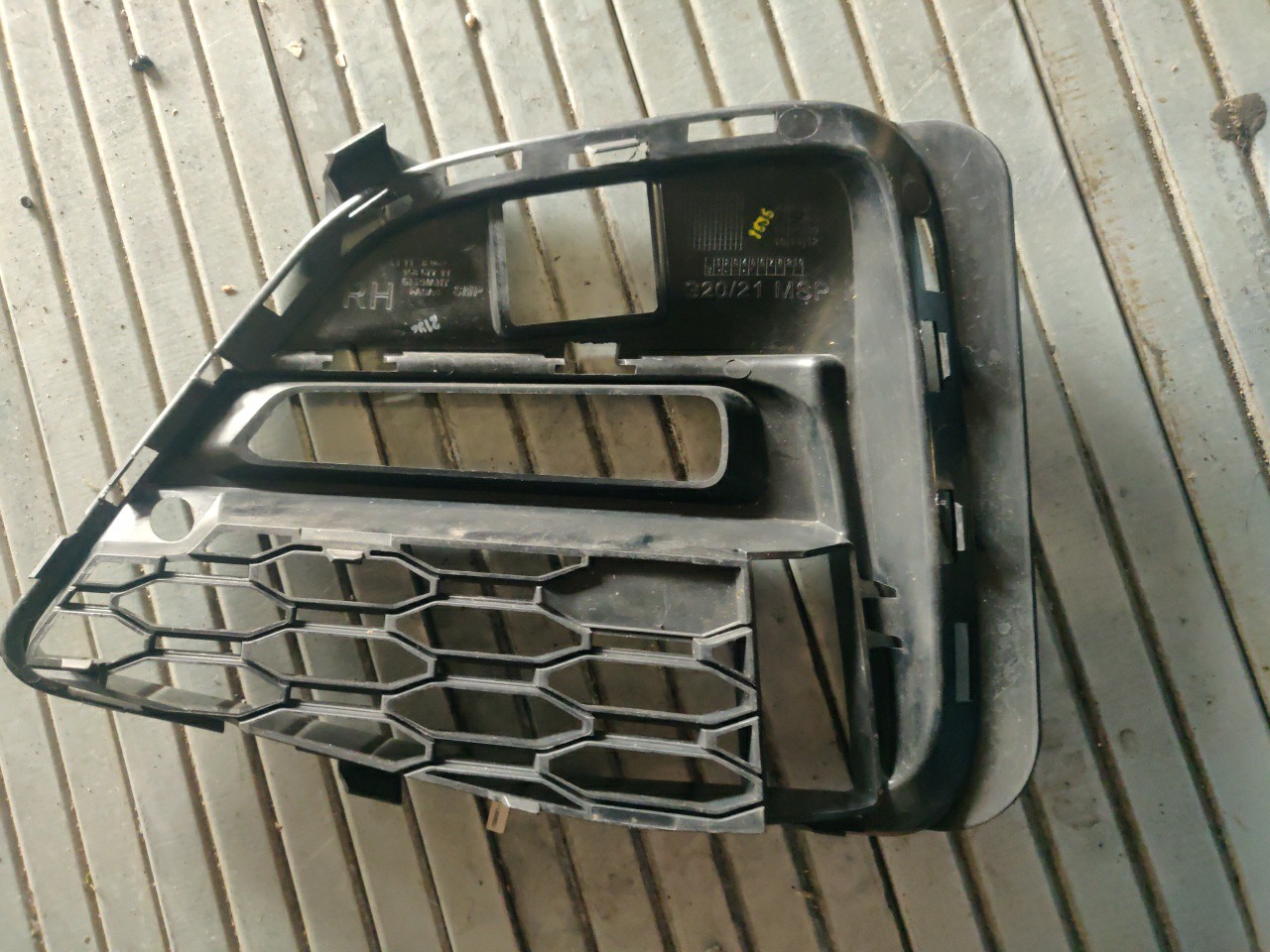 Grelha do Farol de Nevoeiro Frente Direito BMW 3 (G20) | 18 - 
