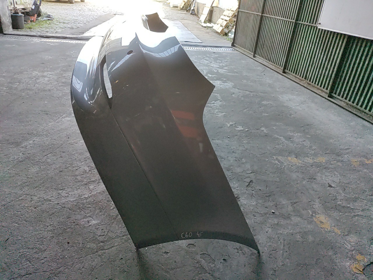 Parachoques Trás / Para Choques traseiro nu BMW 5 (E60) | 01 - 10 Imagem-2 Parachoques Trás / Para Choques traseiro nu BMW 5 (E60) | 01 - 10 Imagem-2