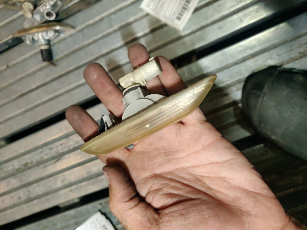 Pisca do Guarda Lamas Esquerdo BMW 1 (E87) | 03 - 13