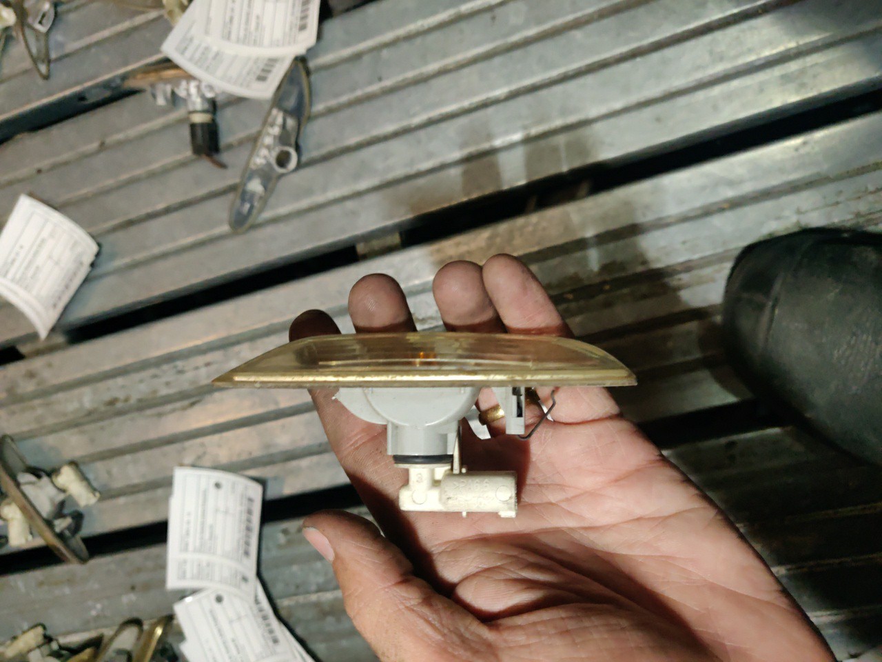 Pisca do Guarda Lamas Esquerdo BMW 1 (E87) | 03 - 13