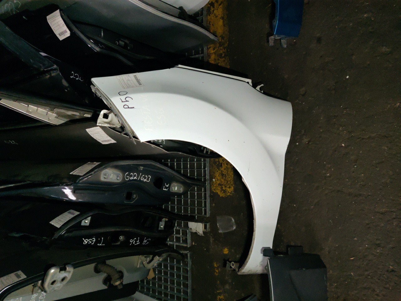 Guarda Lamas Frente Esquerdo FORD FIESTA VI (CB1, CCN) | 08 -  Imagem-0