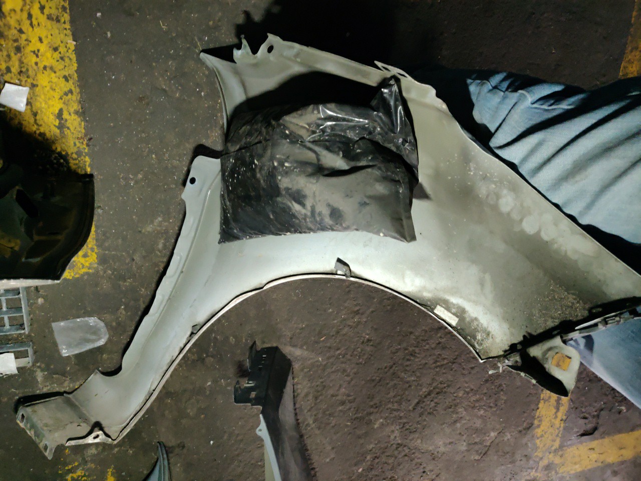 Guarda Lamas Frente Esquerdo FORD FIESTA VI (CB1, CCN) | 08 -  Imagem-4