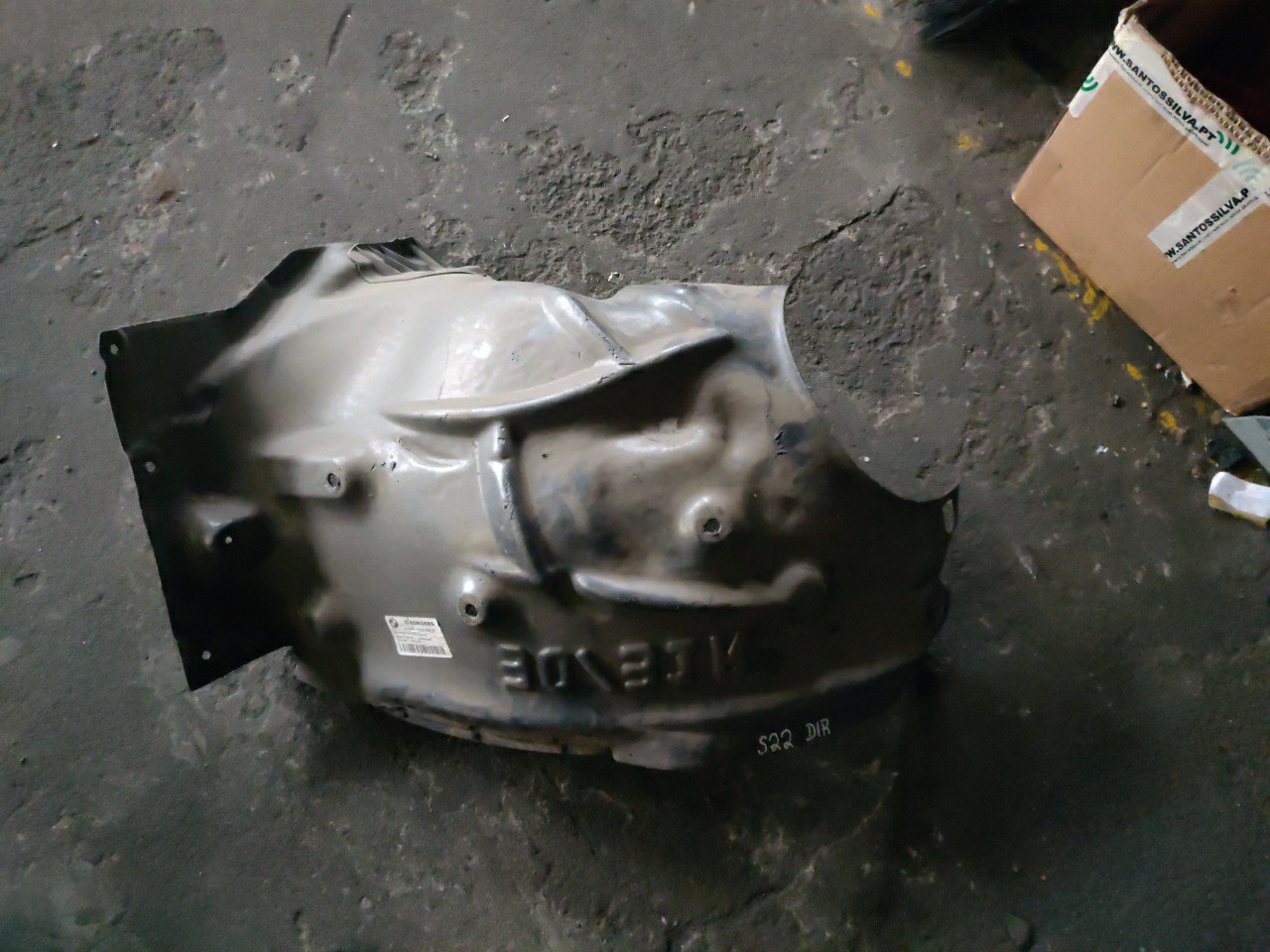 Parte de Trás da Cava de Roda Frente Direita BMW 3 (F30, F80) | 11 - 18