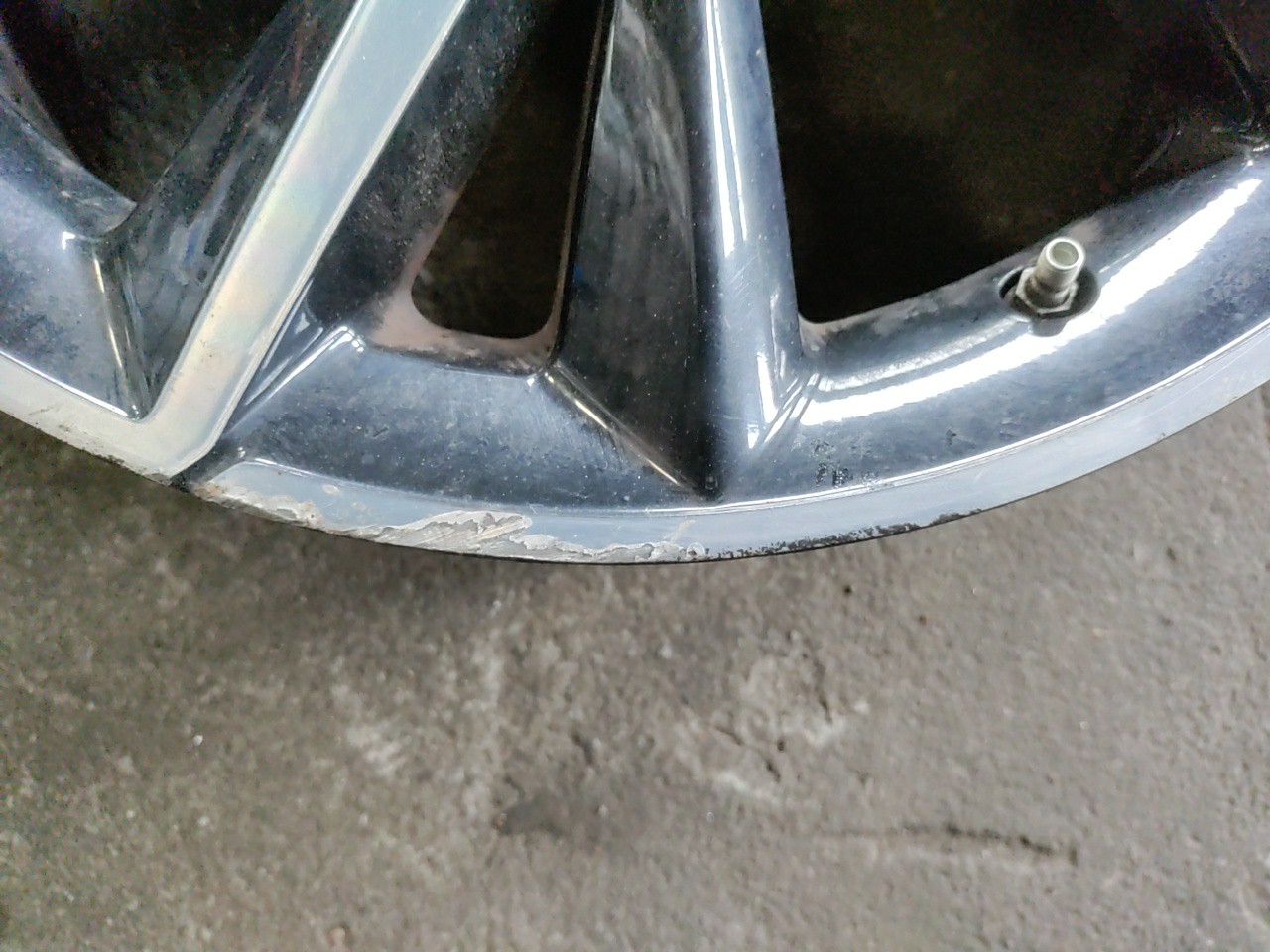 Conjunto de Jantes Especiais 17 polegadas jogo TOYOTA AURIS (_E18_) | 12 - 18 Imagem-2 Conjunto de Jantes Especiais 17 polegadas jogo TOYOTA AURIS (_E18_) | 12 - 18 Imagem-2