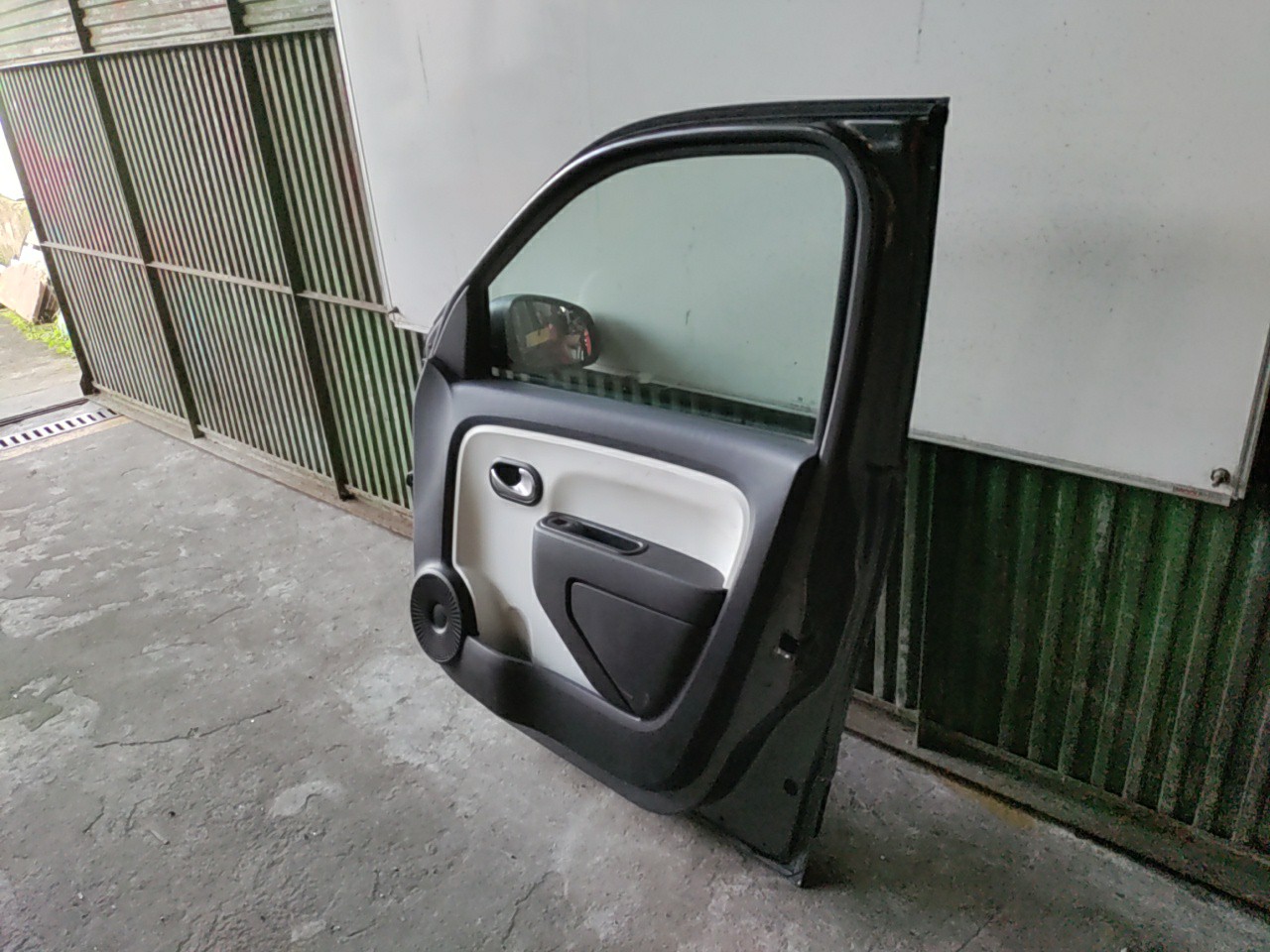 Porta Frente Direita com Acessorios RENAULT TWINGO III (BCM_) | 14 -  Imagem-2
