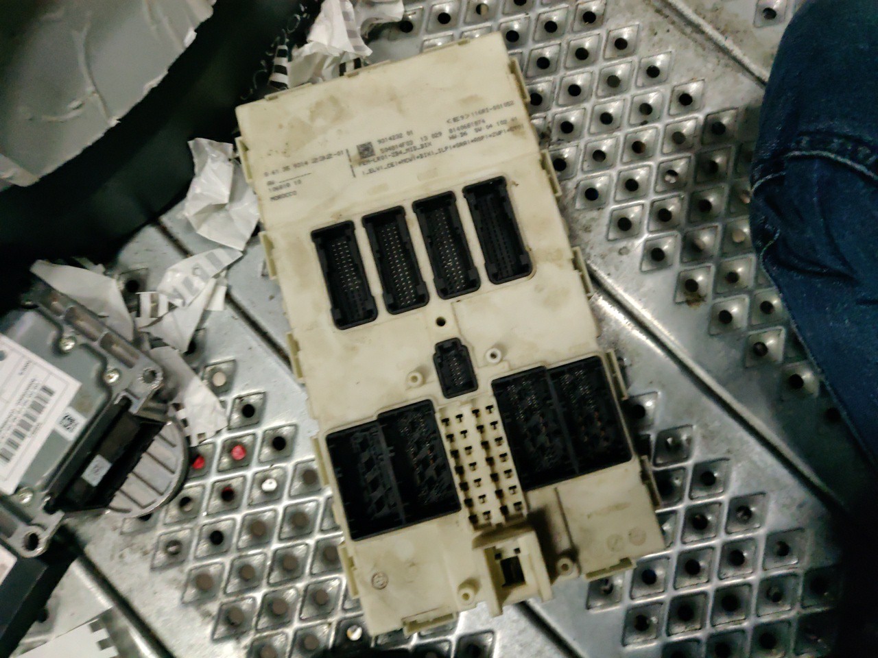 Modulo / Centralina FEM BMW 3 (F30, F80) | 11 - 18