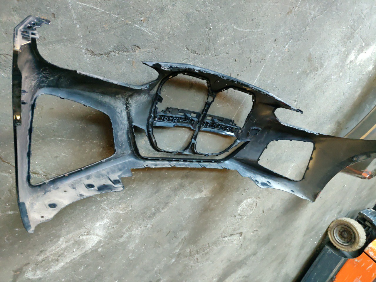 Parachoques Frente / Para Choques Frontal nu RENAULT Clio II (BB0/1/2_, CB0/1/2_) Imagem-3