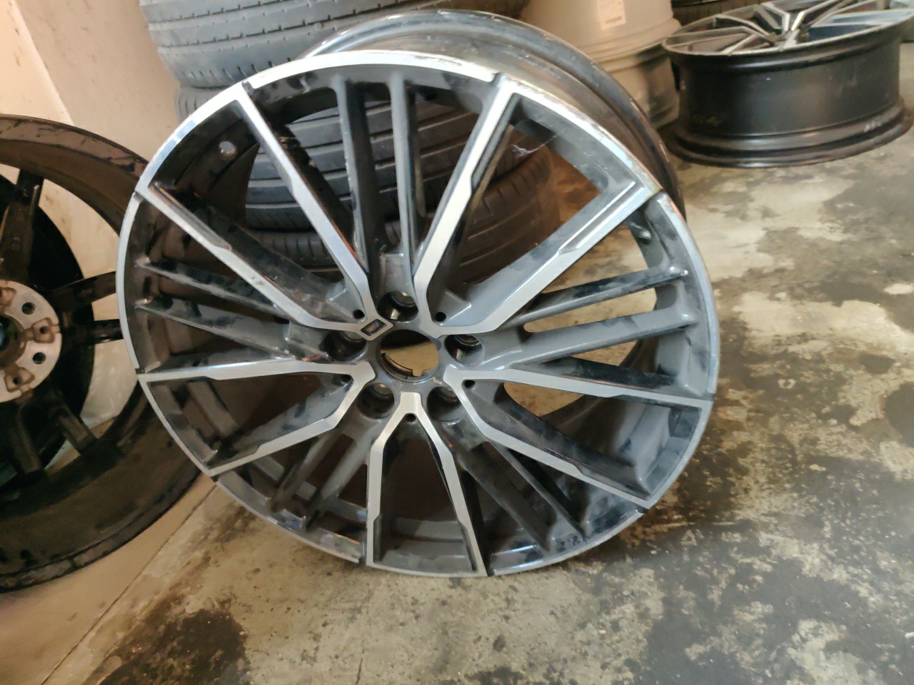 Jante Especial 19 polegadas BMW 1 (F40) | 19 - 