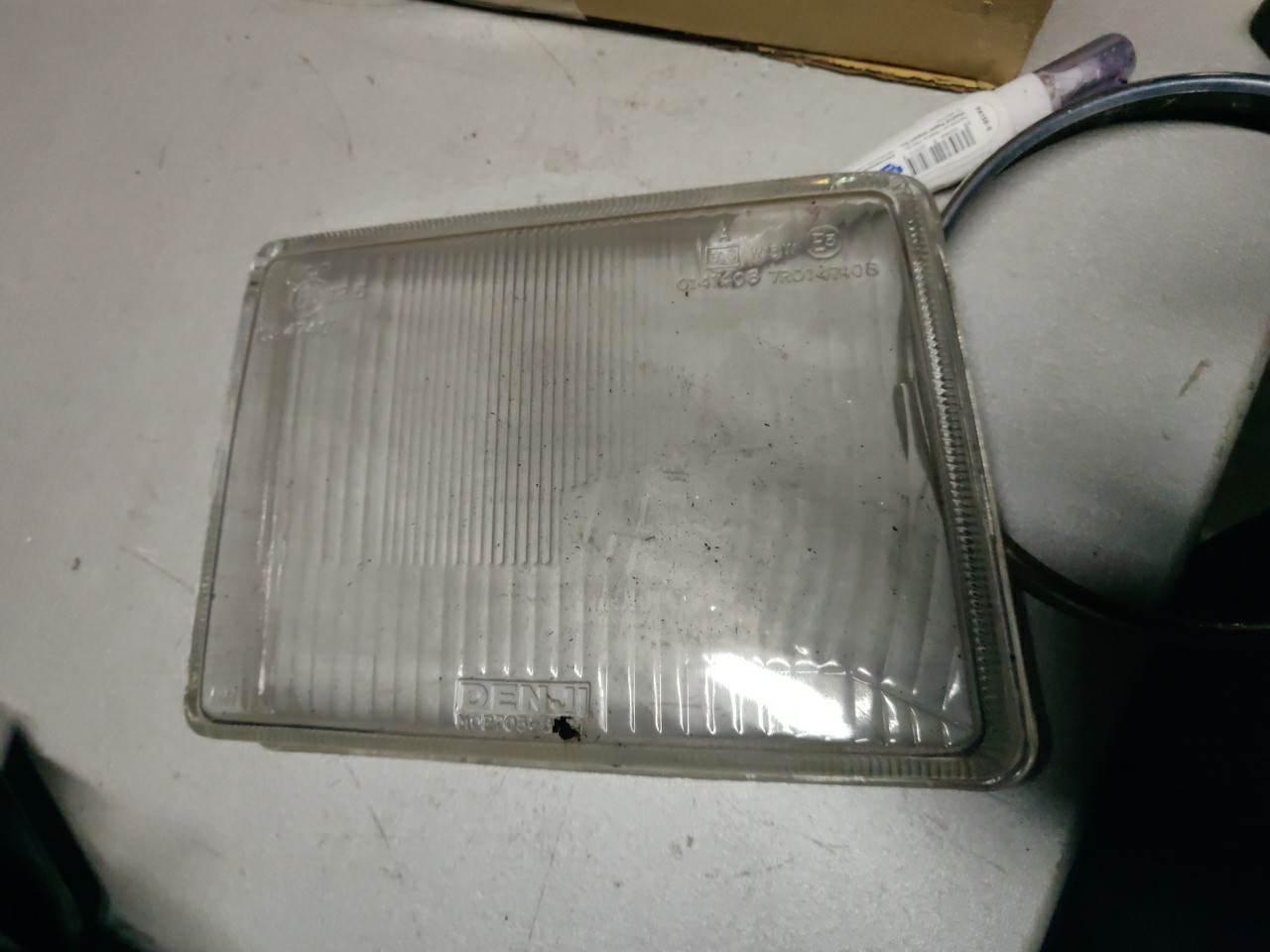 Vidro do Farol Frente Direito OPEL CORSA A Caixa (S83) | 86 - 94