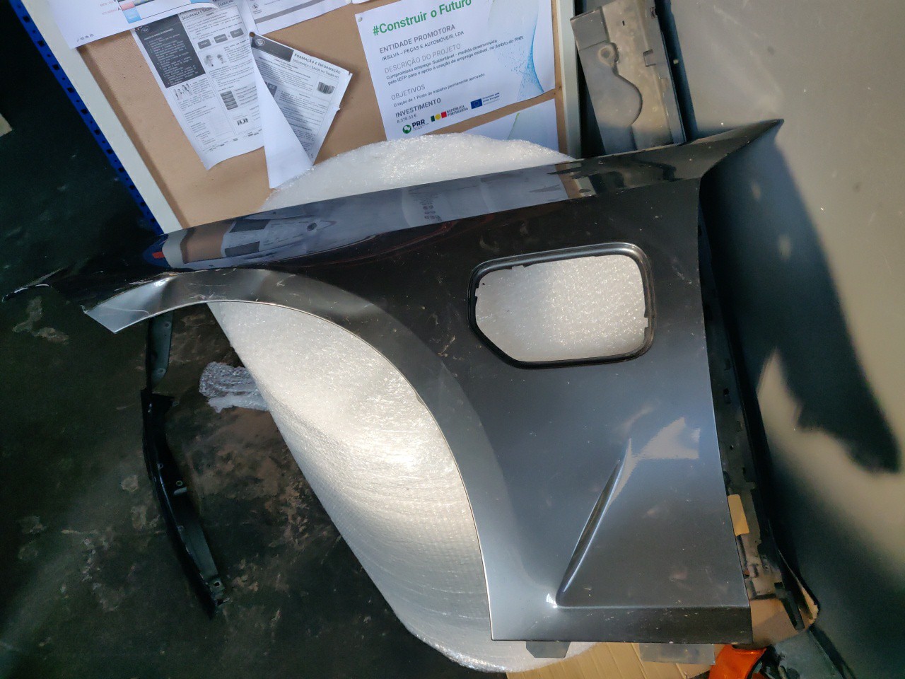 Guarda Lamas Frente Esquerdo BMW 3 (G20) | 18 - 