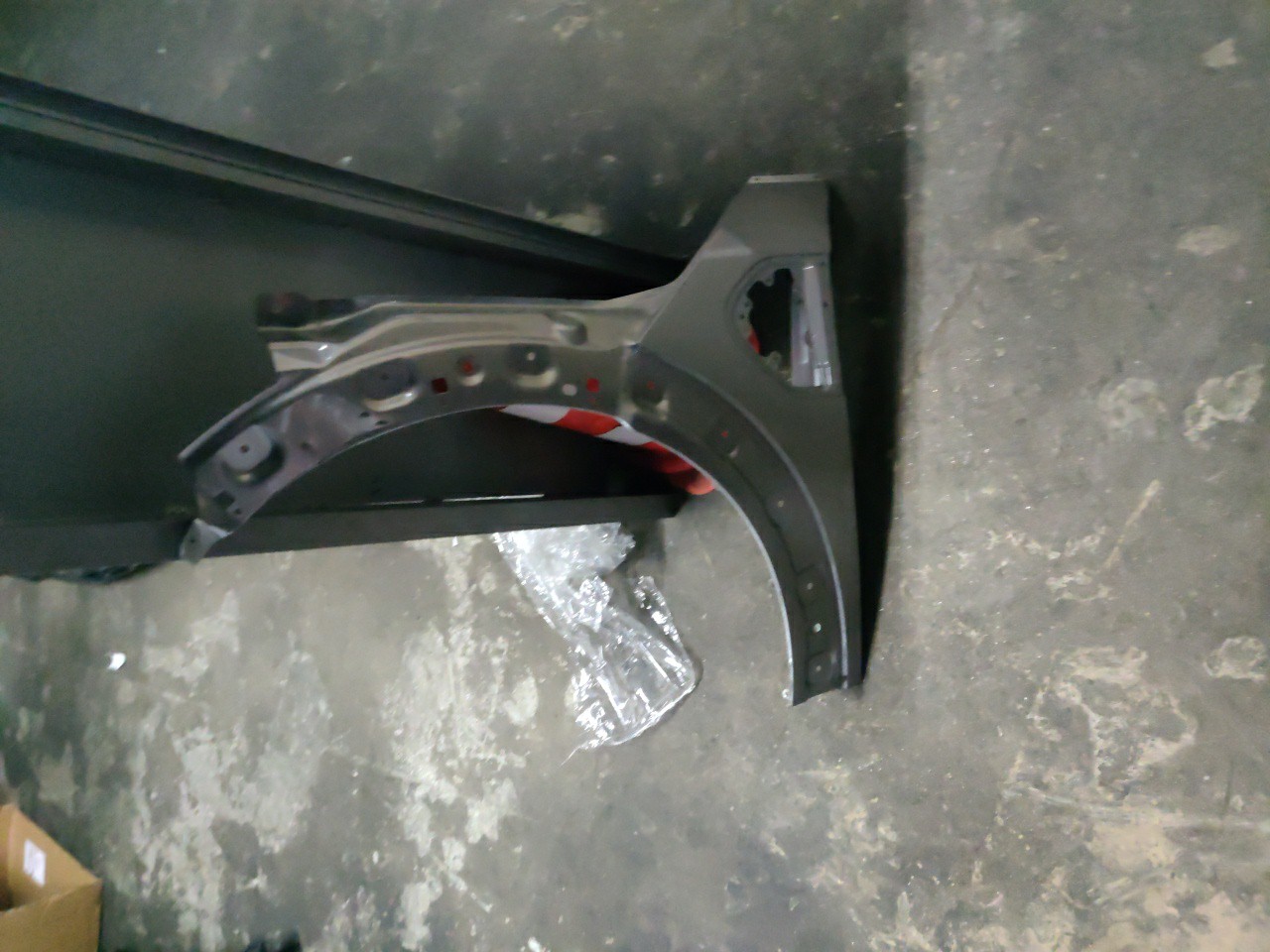 Left Fender MINI MINI COUNTRYMAN (F60) | 16 - 