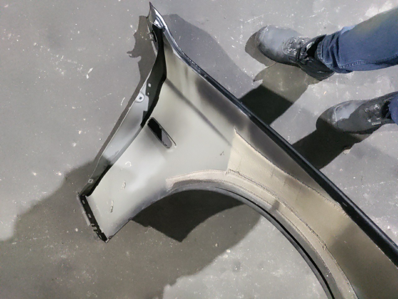 Guarda Lamas Frente Esquerdo BMW 5 (F10) | 09 - 16 Imagem-6 Guarda Lamas Frente Esquerdo BMW 5 (F10) | 09 - 16 Imagem-6