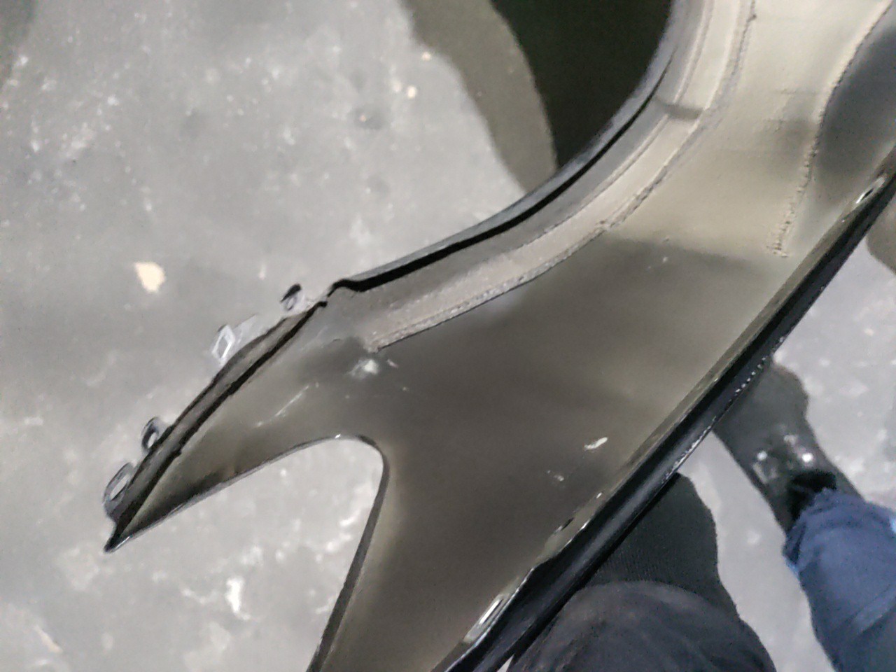 Guarda Lamas Frente Esquerdo BMW 5 (F10) | 09 - 16 Imagem-7 Guarda Lamas Frente Esquerdo BMW 5 (F10) | 09 - 16 Imagem-7