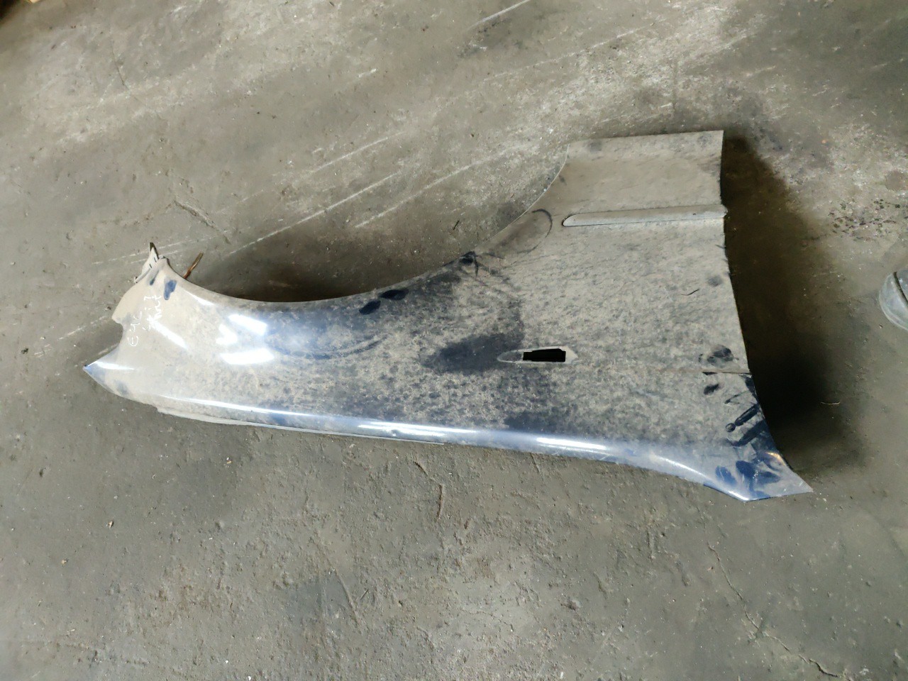 Guarda Lamas Frente Direito BMW 3 (E46) | 97 - 05 Imagem-2 Guarda Lamas Frente Direito BMW 3 (E46) | 97 - 05 Imagem-2