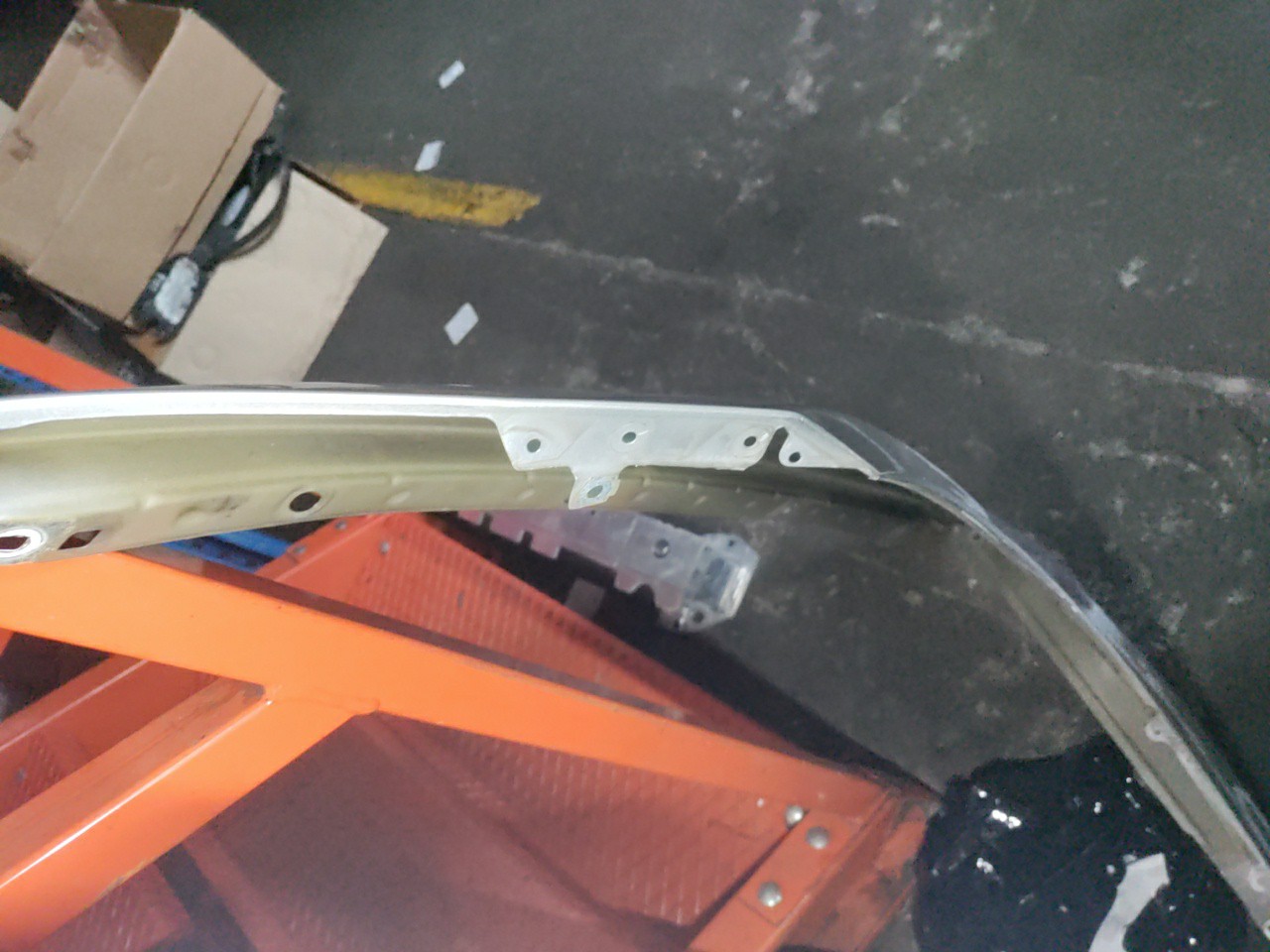 Guarda Lamas Frente Esquerdo BMW 3 (E90) | 04 - 12 Imagem-2