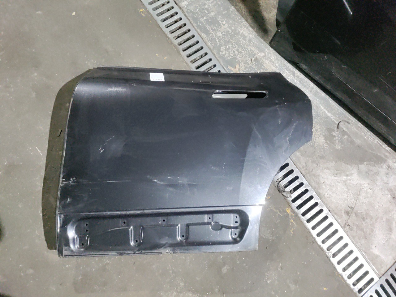Porta Tras Esquerda nua BMW iX i20