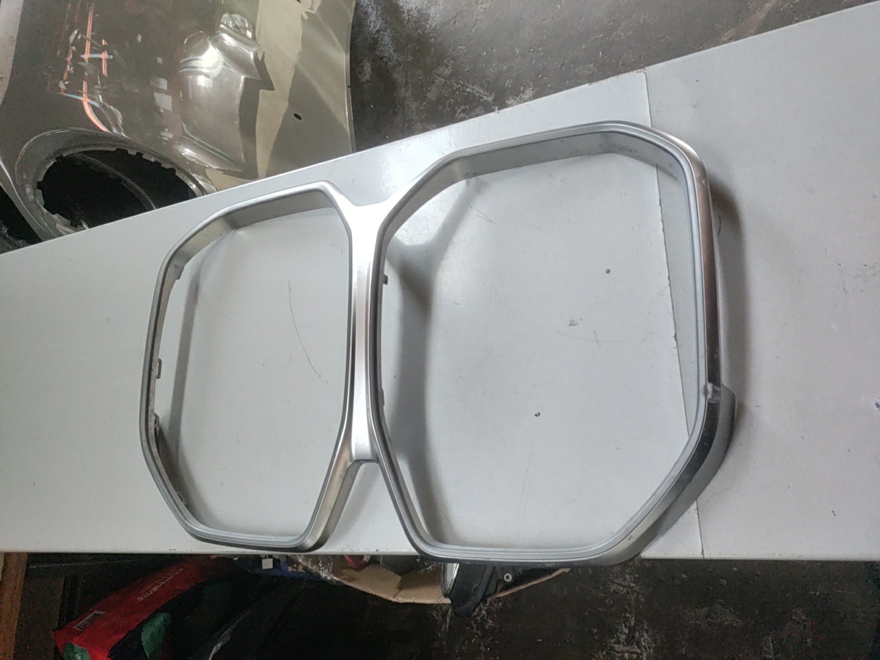 Aro da Grelha Frontal BMW 4 Gran Coupe i4 G26 2020 -