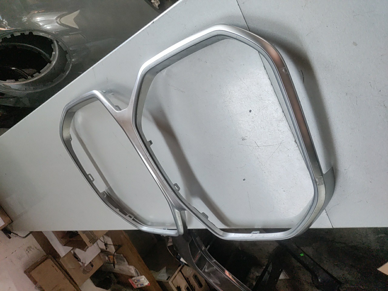 Aro da Grelha Frontal BMW 4 Gran Coupe i4 G26 2020 - Imagem-2