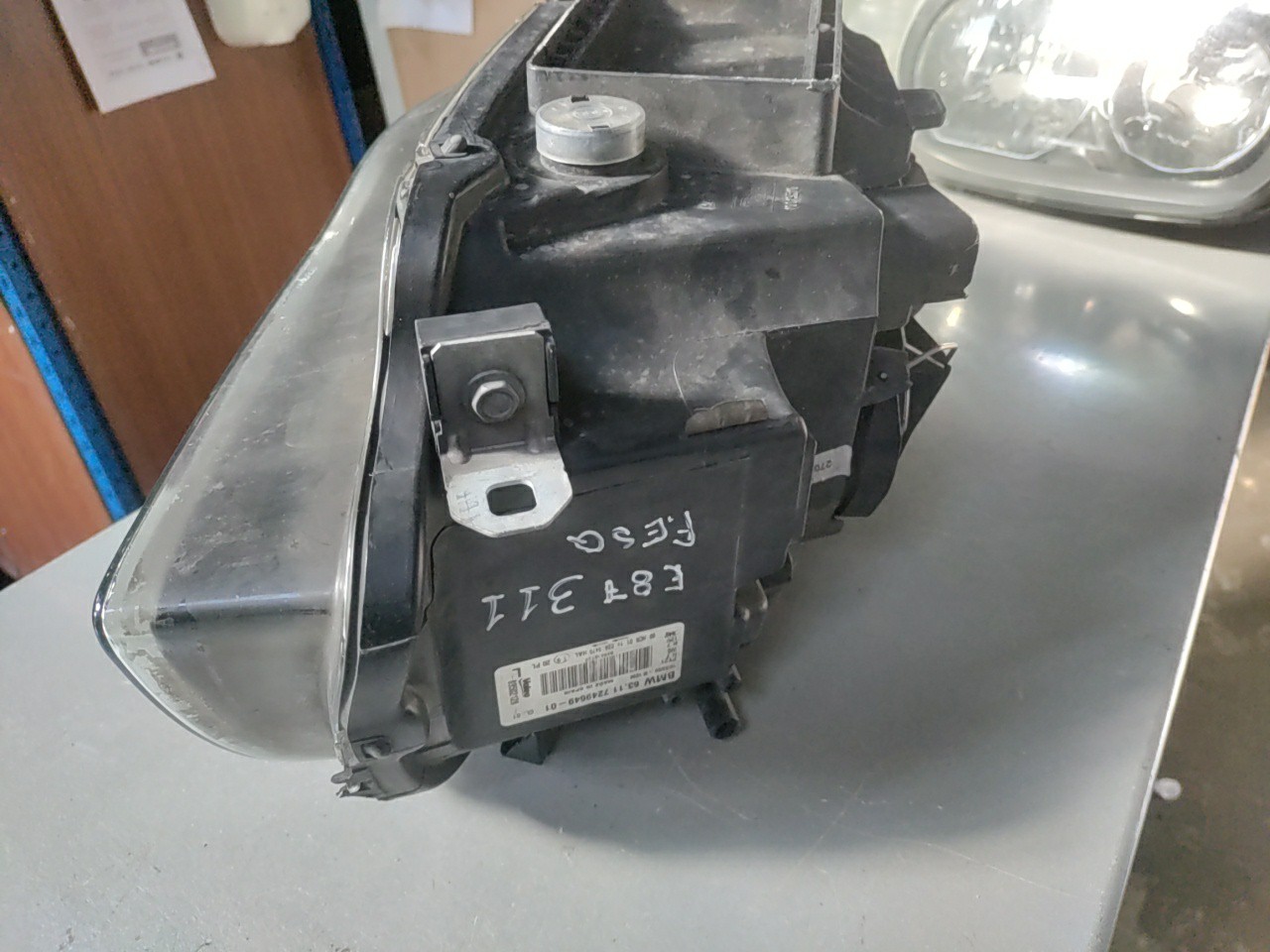 Farol Frente Esquerdo / Otica Esquerda BMW 1 (E87) | 03 - 13 Imagem-7 Farol Frente Esquerdo / Otica Esquerda BMW 1 (E87) | 03 - 13 Imagem-7