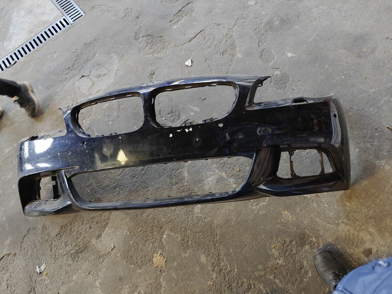 Parachoques Frente / Para Choques Frontal nu BMW 5 (F10) | 09 - 16