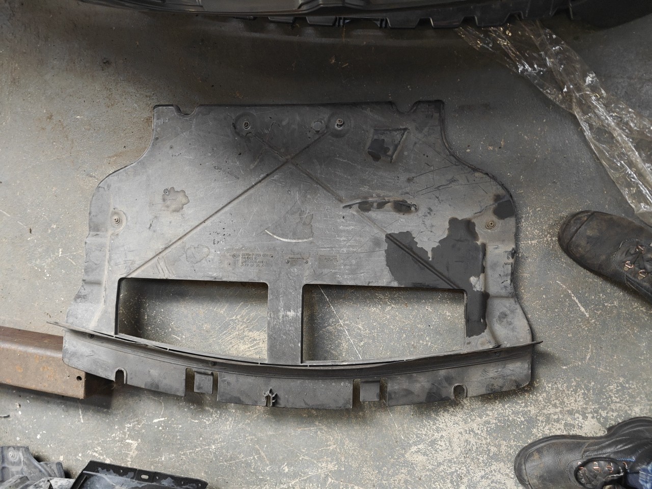 Blindagem / Resguardo Inferior do Motor MINI MINI (R50, R53) | 01 - 06