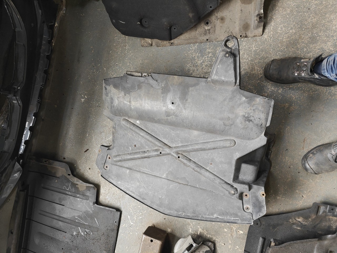 Blindagem / Resguardo Inferior do Motor BMW Z3 Roadster (E36) | 95 - 03