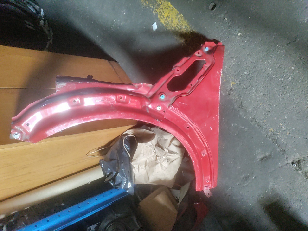 Left Fender MINI MINI COUNTRYMAN (R60) | 10 - 16
