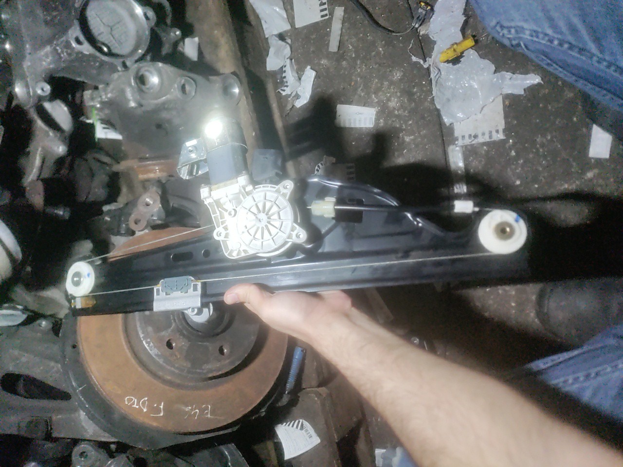 Elevador de Vidro Tras Esquerdo BMW 5 Touring (E61) | 04 - 10