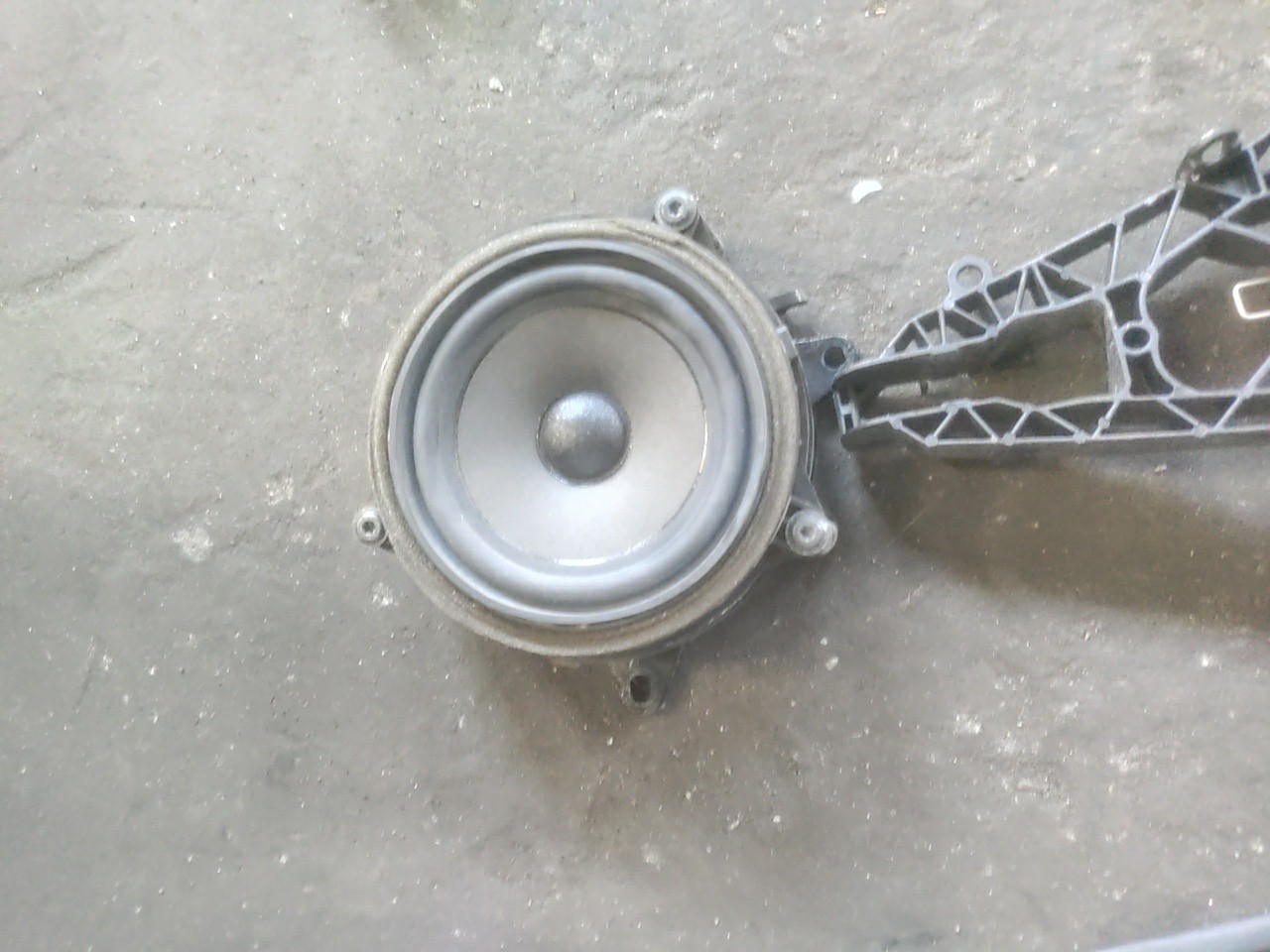 Coluna de Som da Porta Tras Esquerda MINI MINI (F55) | 13 - 