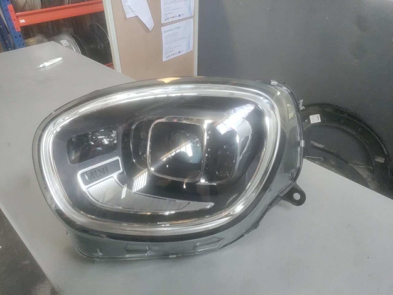 Farol Frente Esquerdo / Otica Esquerda MINI MINI COUNTRYMAN (F60) | 16 - 