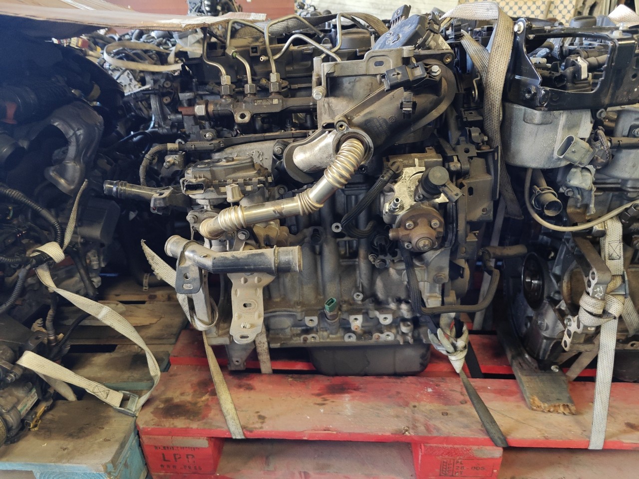 Motor com acessorios CITROEN C4 CACTUS | 14 -  Imagem-1