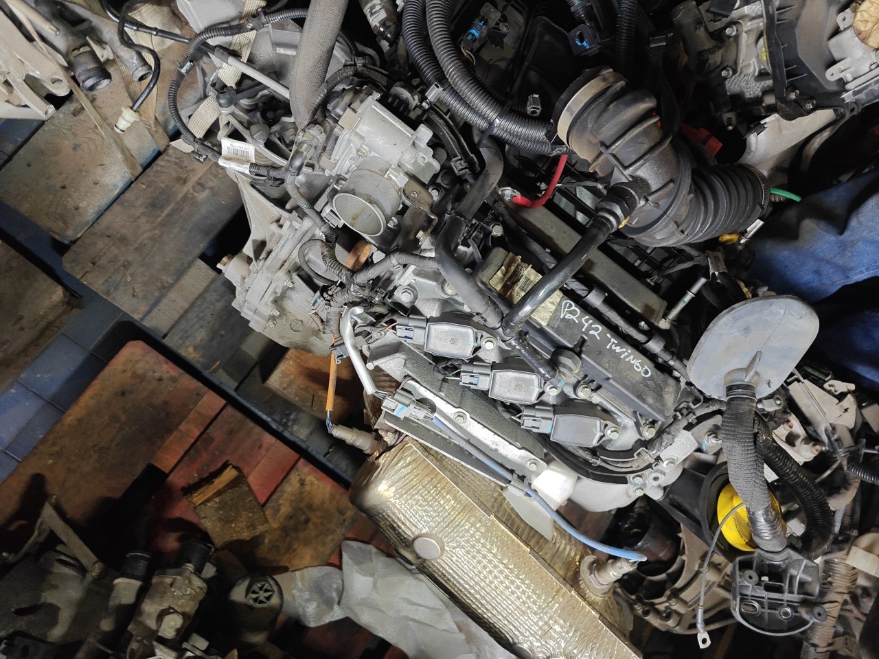 Motor com acessorios RENAULT TWINGO III (BCM_) | 14 -  Imagem-4
