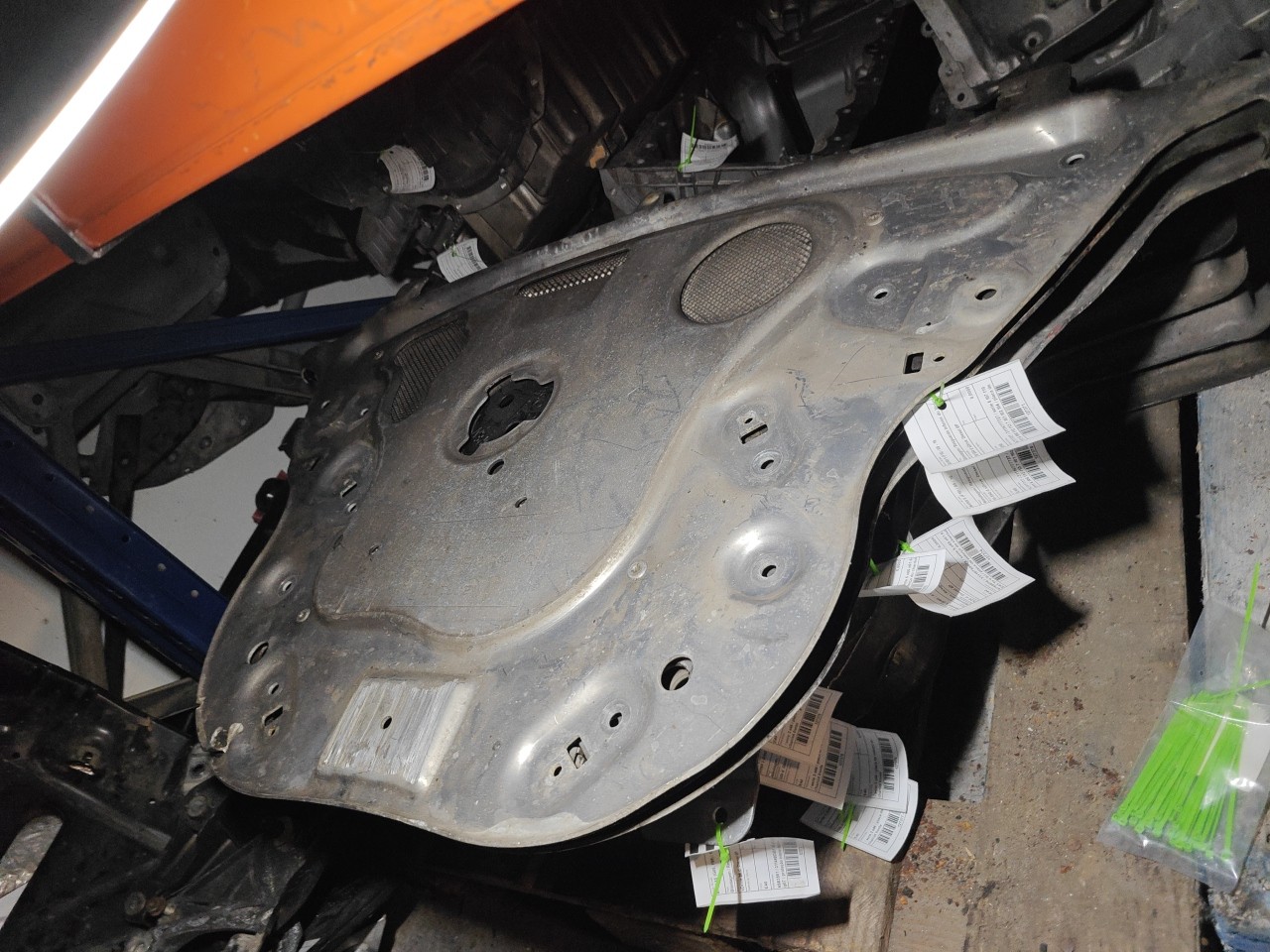 Blindagem / Resguardo Inferior do Motor BMW 5 (F10) | 09 - 16
