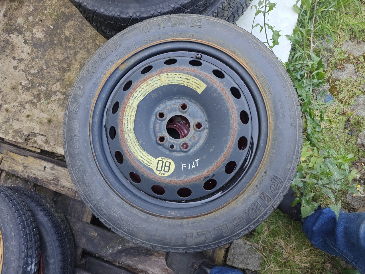 Pneu Suplente FIAT DOBLO Cargo (223_) | 00 - 