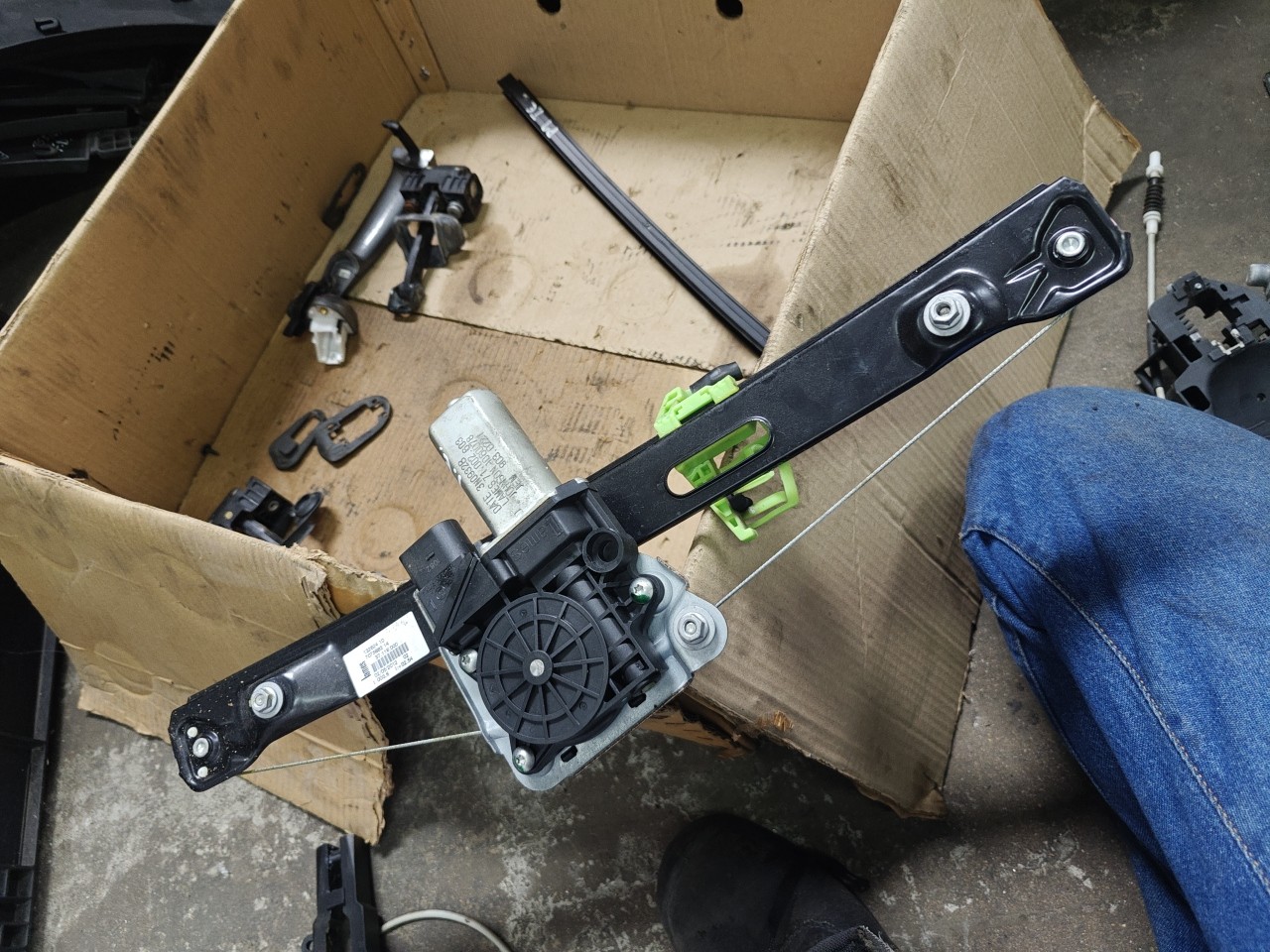 Elevador de Vidro Tras Esquerdo BMW 3 Touring (E91) | 04 - 12