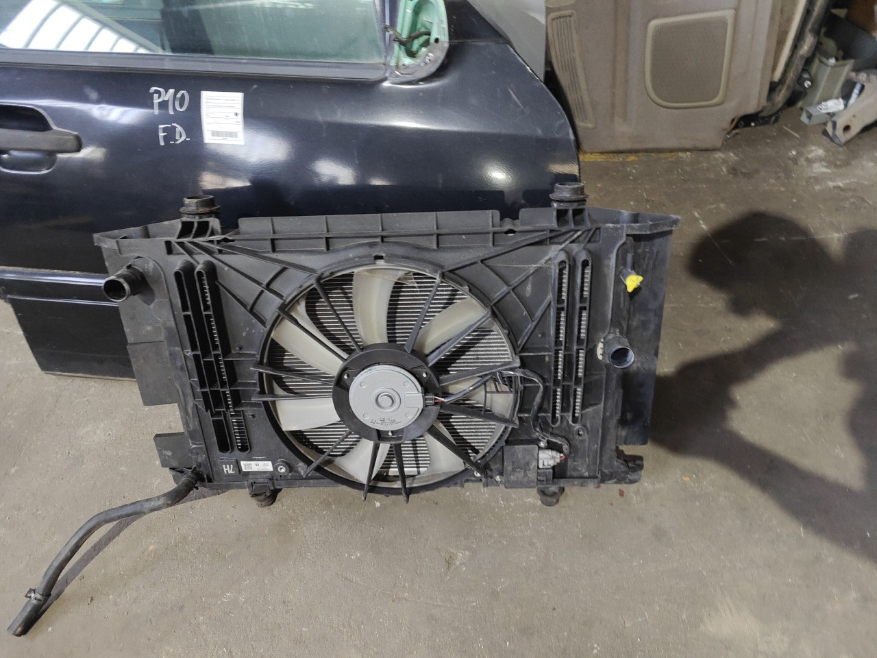 Conjunto de Radiadores e Termoventilador TOYOTA AVENSIS três volumes (_T27_) | 08 - 18