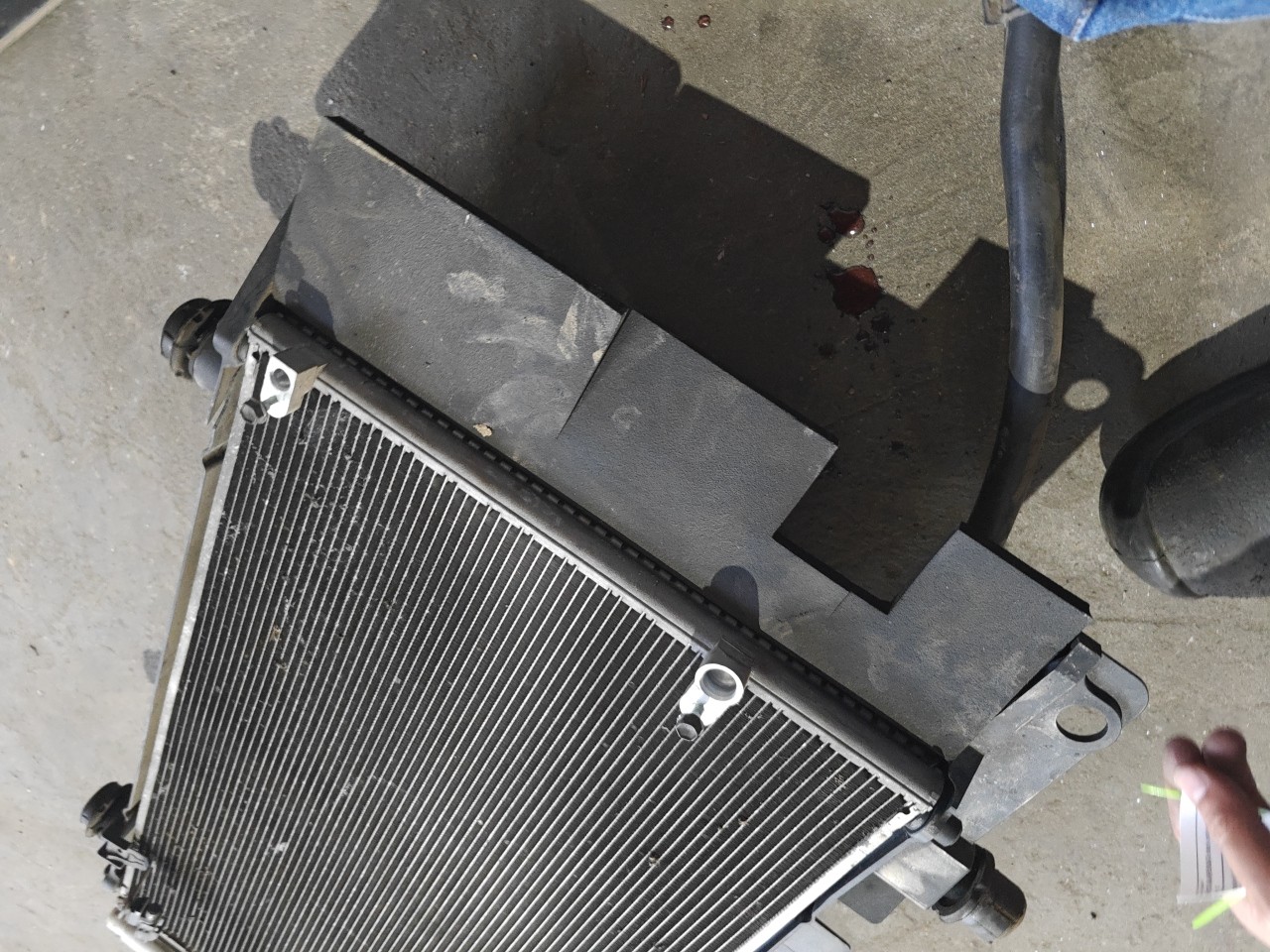 Conjunto de Radiadores e Termoventilador TOYOTA AVENSIS três volumes (_T27_) | 08 - 18 Imagem-12