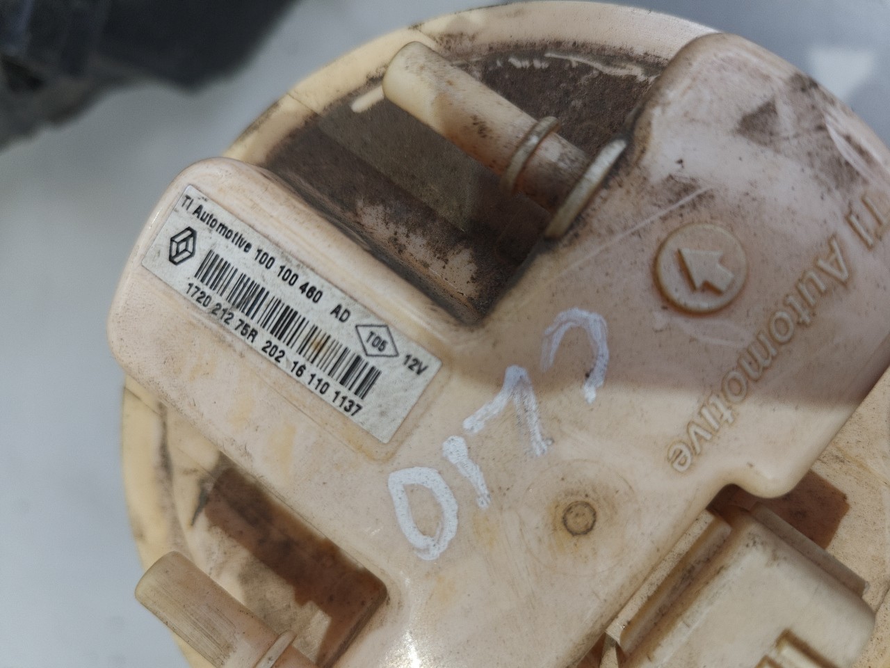 Bomba de Combustivel do deposito RENAULT CLIO IV Grandtour (KH_) | 13 -  Imagem-1