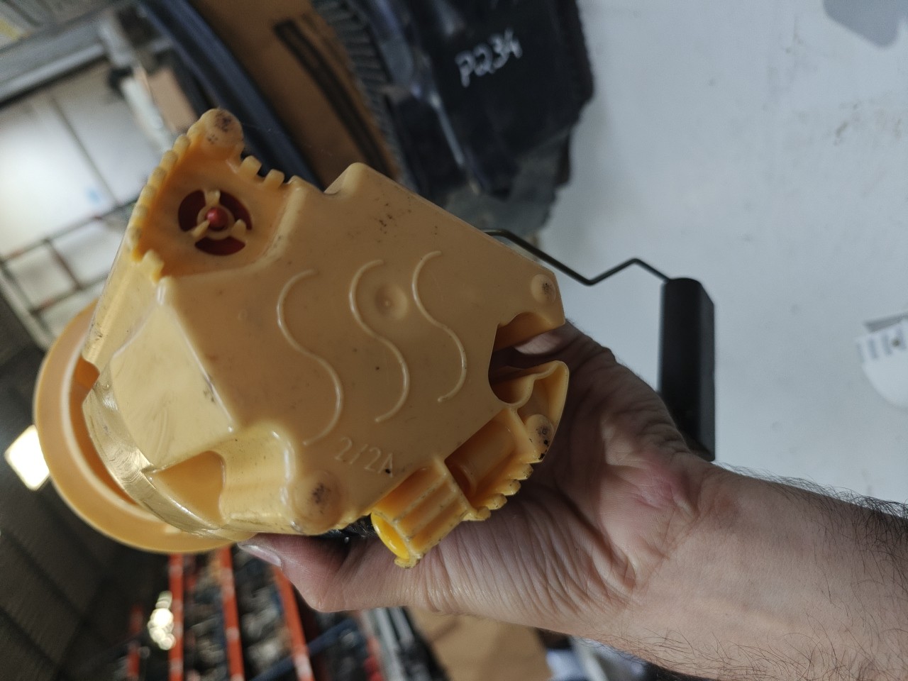 Bomba de Combustivel do deposito RENAULT CLIO IV Grandtour (KH_) | 13 -  Imagem-6