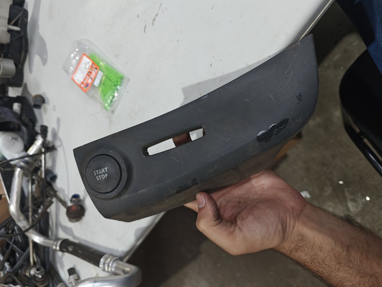 Botão / Interruptor Start Stop RENAULT CLIO IV Grandtour (KH_) | 13 - 