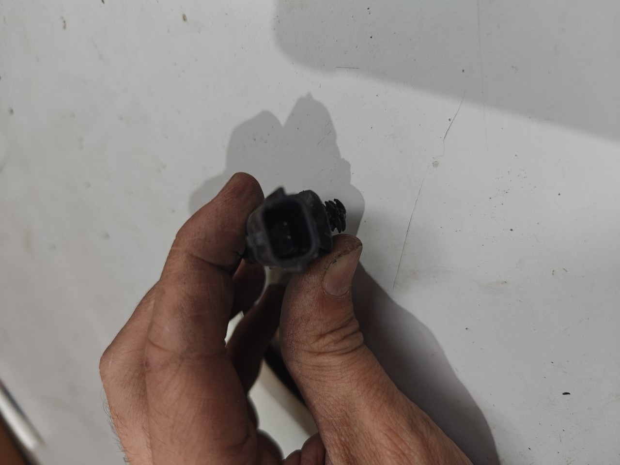 Sensor de ABS da Roda Frente sonda RENAULT CLIO IV Grandtour (KH_) | 13 -  Imagem-1