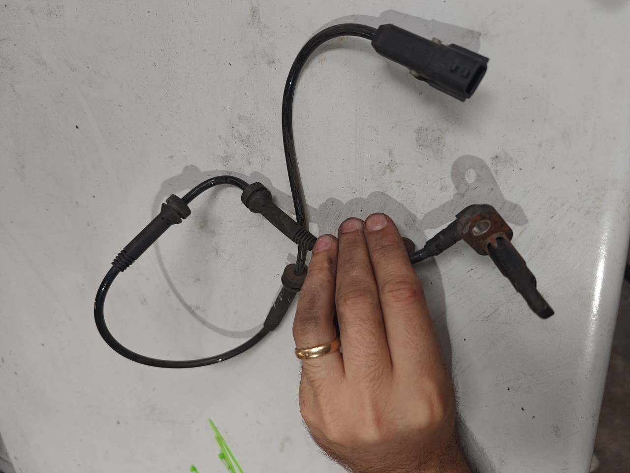 Sensor de ABS da Roda Frente sonda RENAULT CLIO IV Grandtour (KH_) | 13 -  Imagem-4