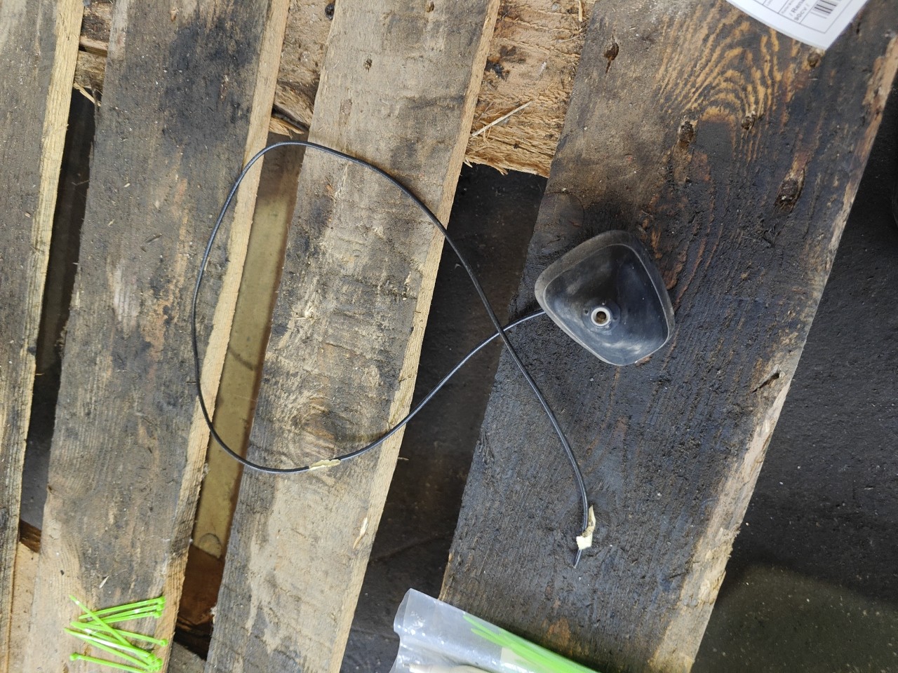 Base da Antena RENAULT CLIO IV Grandtour (KH_) | 13 - 
