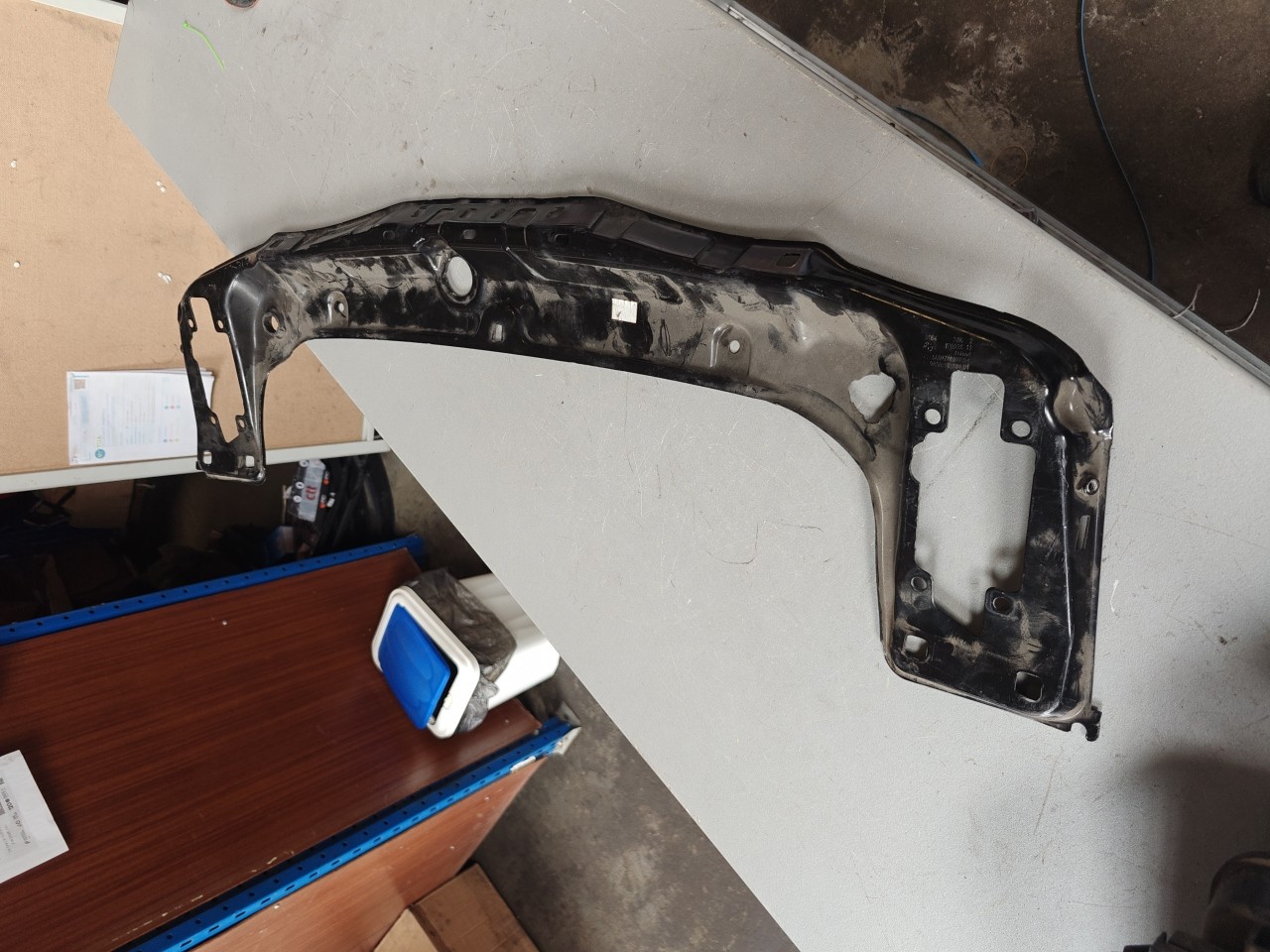 Chapa dos Fechos do Capot BMW 1 (F20) | 11 - 19
